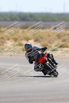 media/Sep-25-2023-Moto Forza (Mon) [[81ffa65e0a]]/B-C Group/Session 3 (Turn 16)/